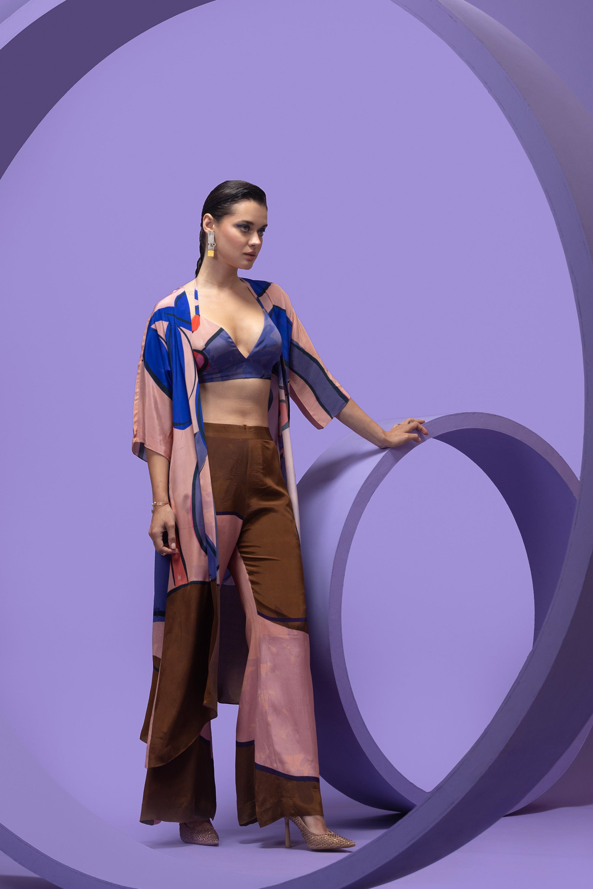 Diva - Bustier with Cape and Wide Legged Trouser